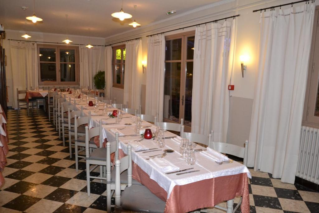 Hotellerie De L'esplanade Rians (Var)